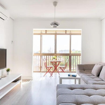 Apartamento Amplio Con 4 Habitaciones Y 2 Banos - Great Apartment With 4 Rooms - 2 Baths Севілья Екстер'єр фото